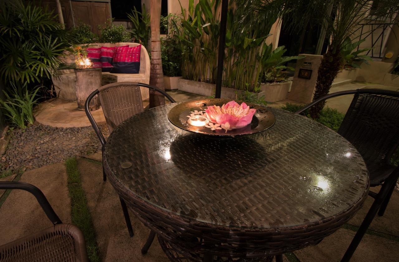 Hotel Casa Malee Chiang Mai Esterno foto