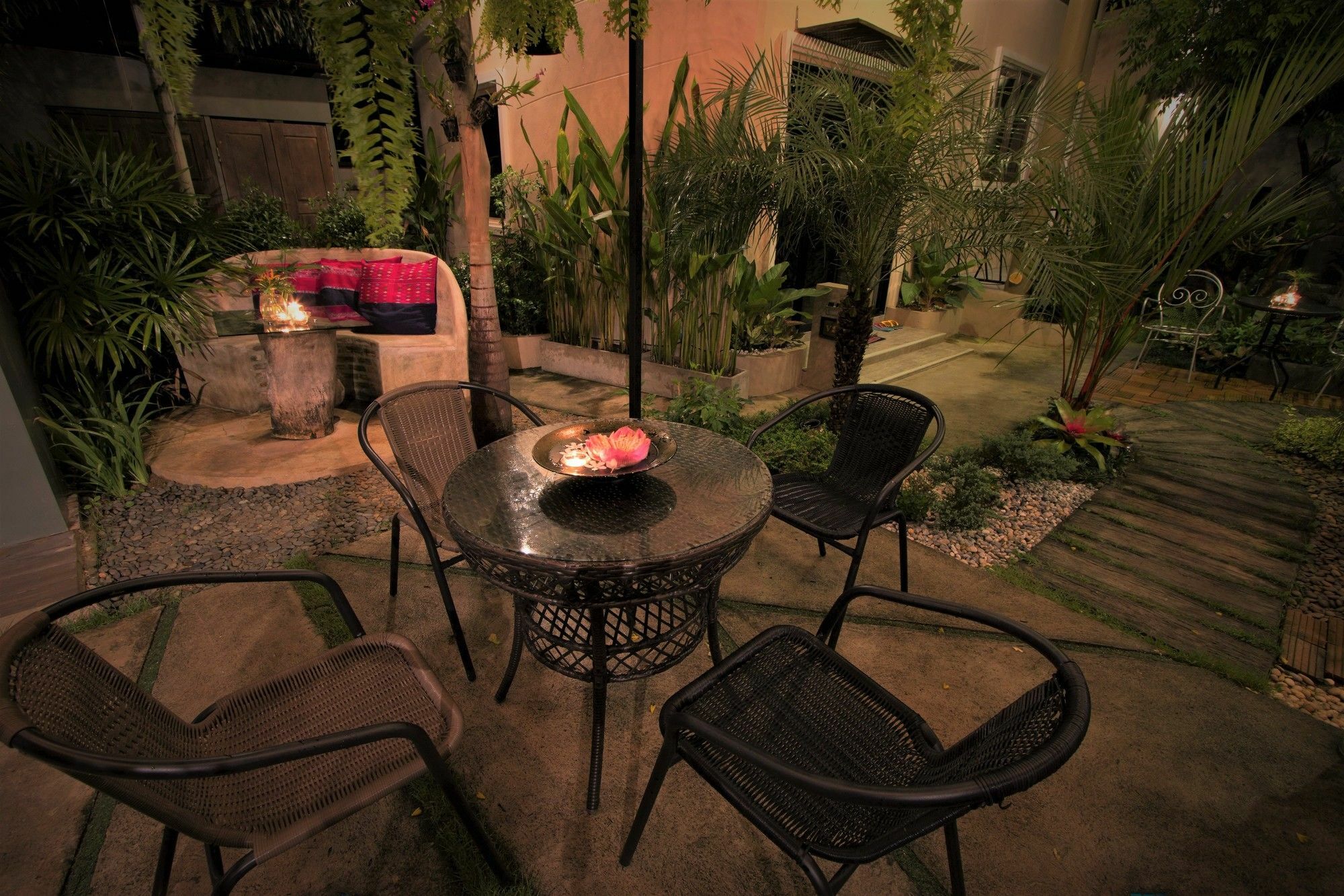 Hotel Casa Malee Chiang Mai Esterno foto